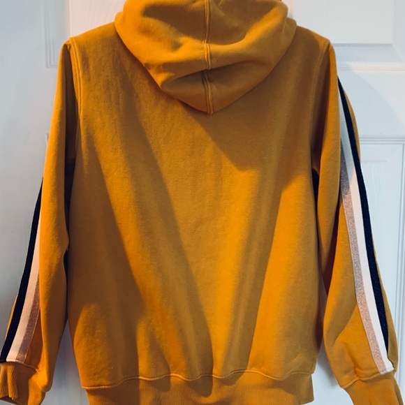 MADAME , Hoodie!! - Picture 3 of 16